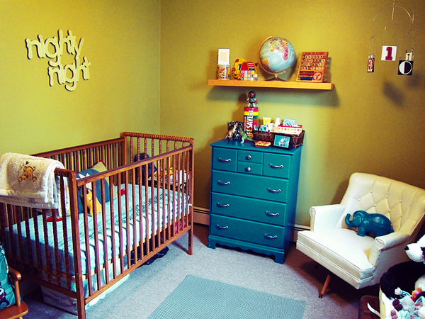 AB/DL: Adult Babies and Diaper Lovers, baby room